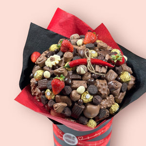 CHOCO FLAME GIANT - CHOCOLATE BOUQUET Chocolate Bunchilicious Large Size in a Black Box 
