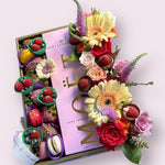 MOËT ROSÉ INDULGENCE GIFT HAMPER Chocolate-Dipped Berries Bunchilicious 