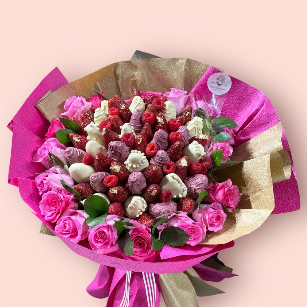 SWEET DUO - STRAWBERRY & ROSES BOUQUET Chocolate-Dipped Berries Bunchilicious 