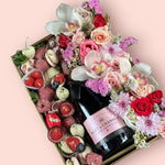 Moët & Chandon Rosé Gift Box Gift Box Bunchilicious White & Ruby Chocolate 
