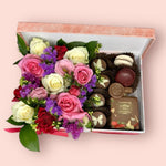 Signature Flowers & Chocolate Gift Box Bunchilicious Perfume Milk Chocolate 