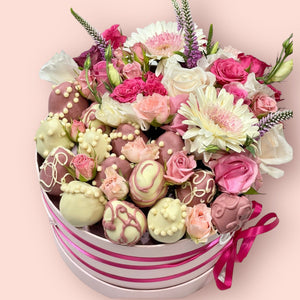 SWEET ENDLESS LOVE STRAWBERRIES BOUQUET Chocolate-Dipped Berries Bunchilicious 
