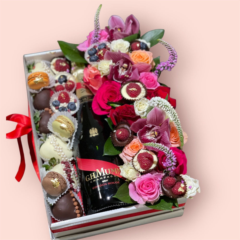 Mumm Champagne & Belgian Chocolate Floral Gift Box Bunchilicious Milk & White Chocolate 