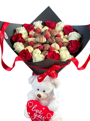 SWEET FLORAL DEVOTION - STRAWBERRY HEAVEN BOUQUET Chocolate-Dipped Berries Bunchilicious 