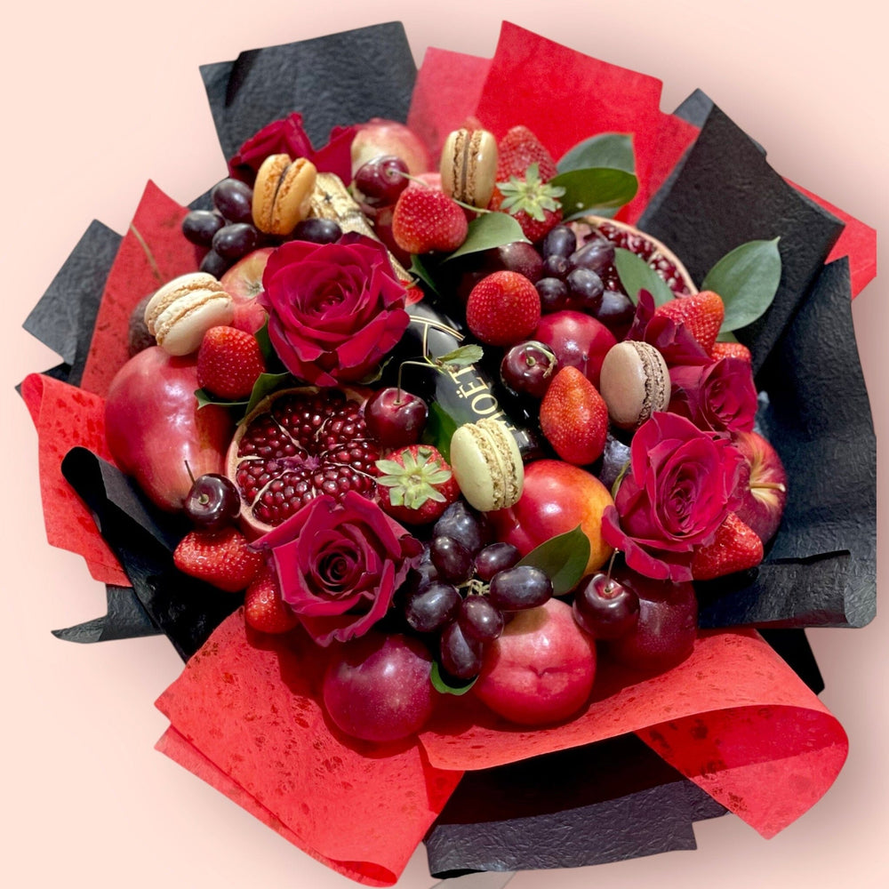 RED GIANT - LUXURIOUS FRUIT BOUQUET Fresh Fruit Bunchilicious 