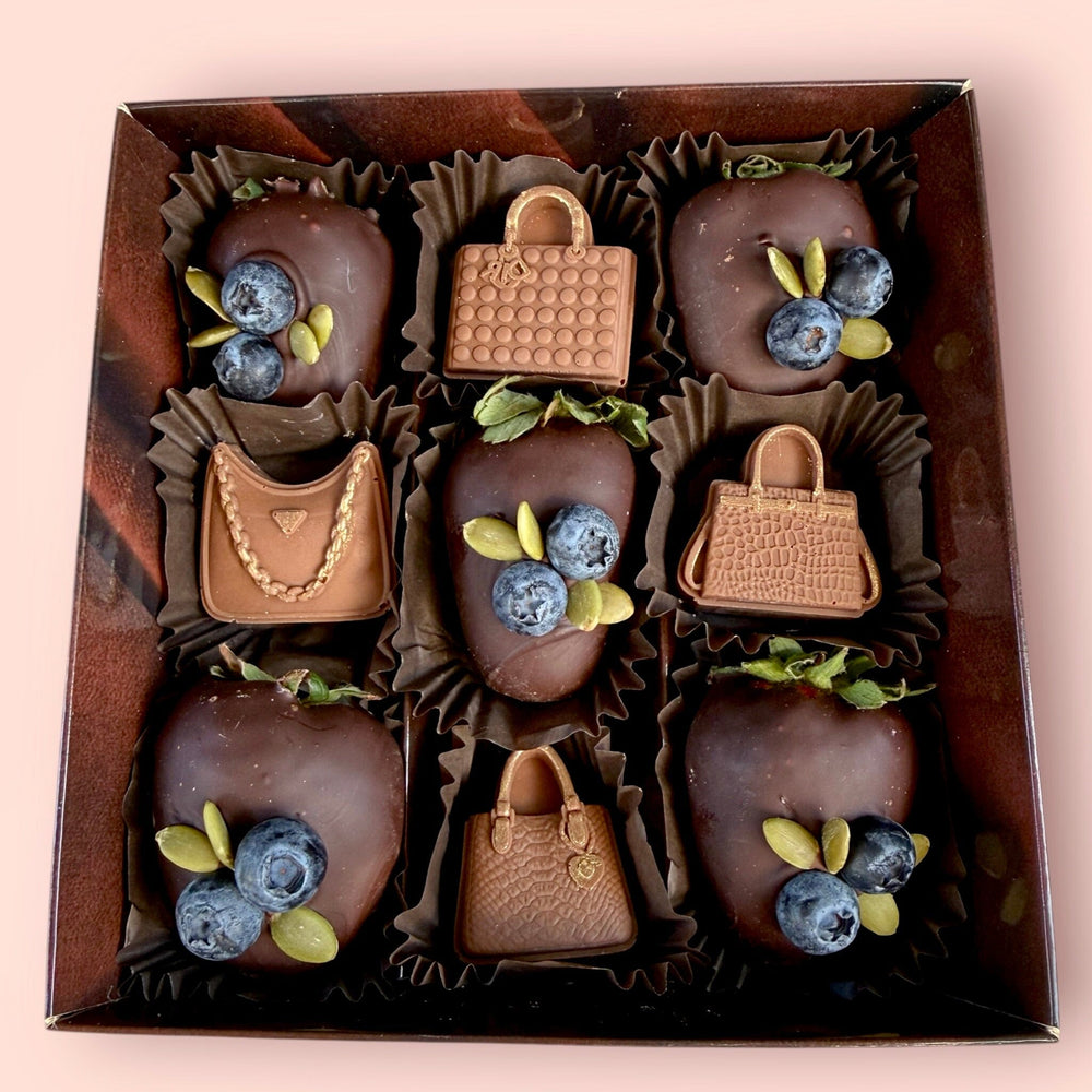 Berry Couture Artisan chocolate Bunchilicious Dark / Milk Chocolate 