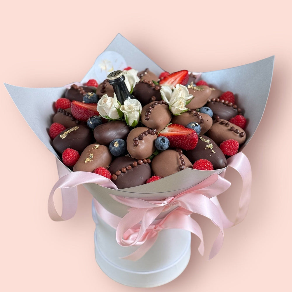 Heartbreaker - Chocolate Strawberry Bouquet