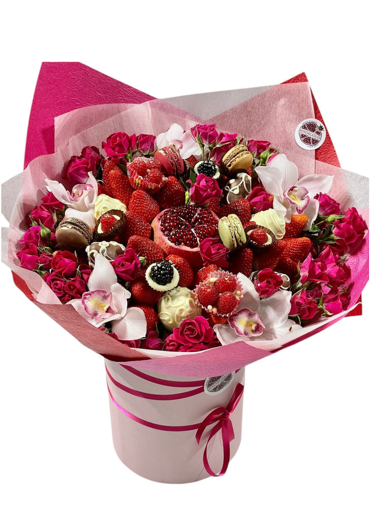 Rosy Treat Premium Strawberry Bouquet Chocolate-Dipped Berries Bunchilicious 