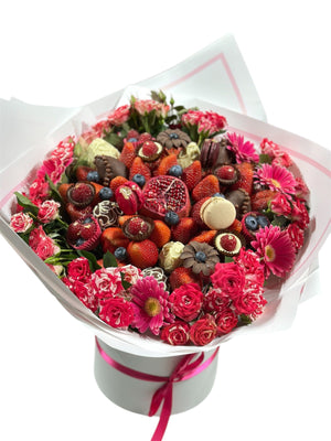 Rosy Treat Premium Strawberry Bouquet Chocolate-Dipped Berries Bunchilicious 