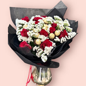 Queen of Hearts – Roses with Ferrero Rocher Bunchilicious 