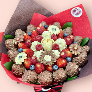 DUO SURPRISE - CHOCOLATE STRAWBERRY & MINT BOUQUET Chocolate-Dipped Berries Bunchilicious 