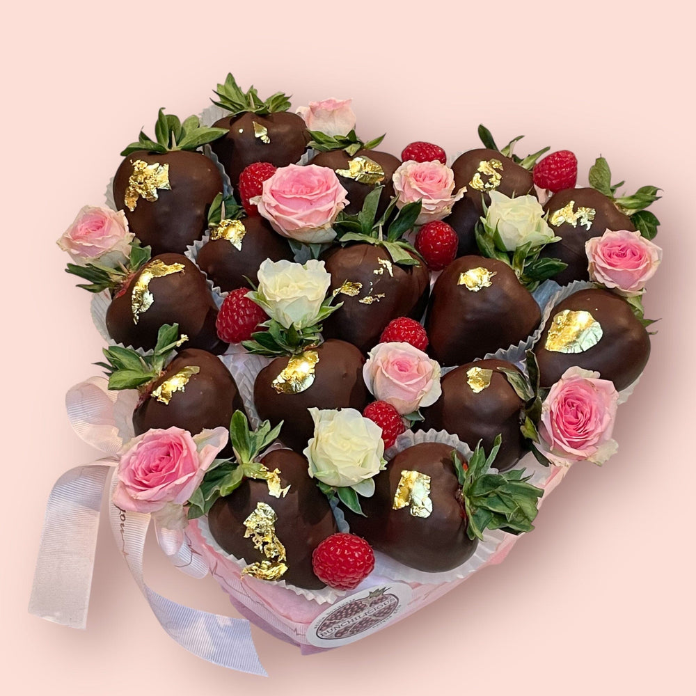 SWEET AMOUR STRAWBERIES DIPPED BOUQUET Chocolate-Dipped Berries Bunchilicious 