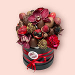 THE FABOO CHOCOLATE BLOOMS BOUQUET Chocolate-Dipped Berries Bunchilicious Large size Dark & Milk the Finest Belgium Callebaut Chocolate 