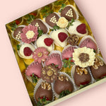 THE CHOCOLATE FIESTA - STRAWBERRY SIGNATURE BOX Chocolate-Dipped Berries Bunchilicious 16 strawberries in Milk & White Belgian Finest Chocolate 
