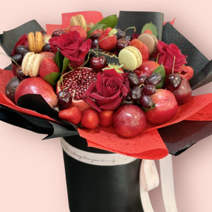 RED GIANT - LUXURIOUS FRUIT BOUQUET Fresh Fruit Bunchilicious 