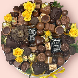 WHISKY & CHOCOLATE SIGNATURE HAMPER Gift boxes Bunchilicious 