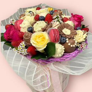 Sweet Symphony Dipped Strawberries Bouquet Chocolate-Dipped Berries Bunchilicious 