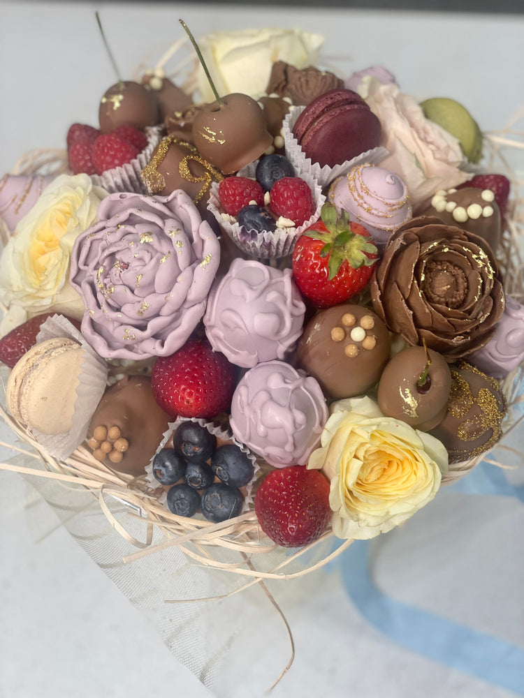 Sweet Symphony Dipped Strawberries Bouquet Chocolate-Dipped Berries Bunchilicious 