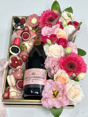 FLORAL INDULGENCE - FAMILY HAMPER Chocolate-Dipped Berries Bunchilicious Moet & Chandon Rose Imperial 750ml Gift Hamper 