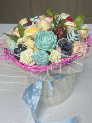 Sweet Symphony Dipped Strawberries Bouquet Chocolate-Dipped Berries Bunchilicious 