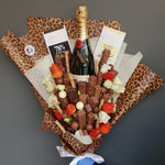 ROLLING IN LOVE CHOCOLATE BOUQUET Chocolate Bunchilicious Moet &Chandon Brut NV Champagne 750ml 