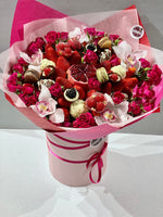 Rosy Treat Premium Strawberry Bouquet Chocolate-Dipped Berries Bunchilicious 