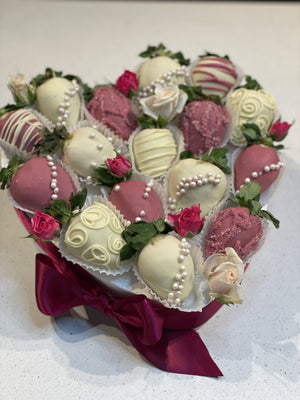 PRETTY IN PINK - strawberries dipped in chocolate Chocolate-Dipped Berries Bunchilicious Medium size - 10 inches heart 