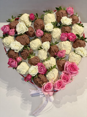 SWEET AMOUR STRAWBERIES DIPPED BOUQUET Chocolate-Dipped Berries Bunchilicious Large size - 14 inch heart 