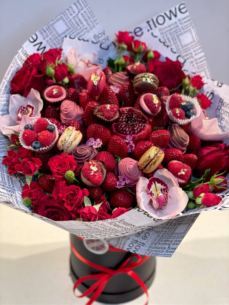 Rosy Treat Premium Strawberry Bouquet Chocolate-Dipped Berries Bunchilicious Large 