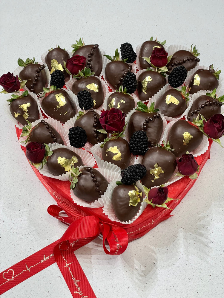 SWEET AMOUR STRAWBERIES DIPPED BOUQUET Chocolate-Dipped Berries Bunchilicious 12 inch heart - Dark Belgian Chocolate 