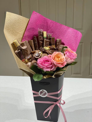 CHOCOLATE AND FLORALS - CHOCOLATE BOUQUET Chocolate Bunchilicious Medium size - 
