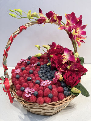 Berry Blast Basket Bunchilicious Bunchilicious Raspberries and Blueberries 