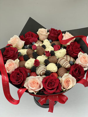 SWEET FLORAL DEVOTION - STRAWBERRY HEAVEN BOUQUET Chocolate-Dipped Berries Bunchilicious White & Milk Belgium Chocolate with mix colour of Fresh Roses 