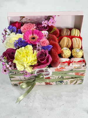 MACAROONS , CHOCOLATES & BLOOMS GIFT BOX Gift Box Bunchilicious 