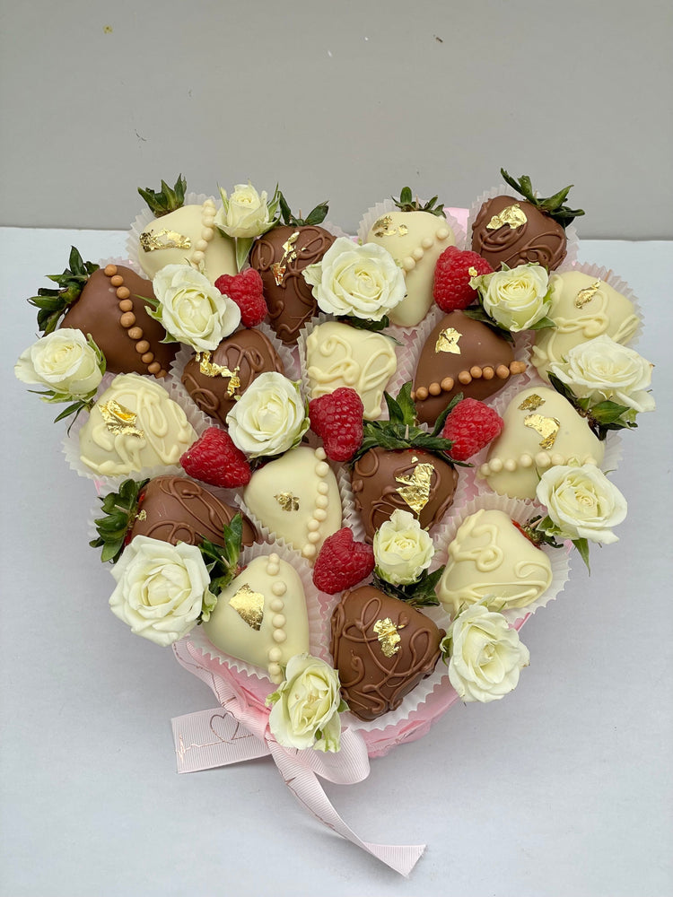 SWEET AMOUR STRAWBERIES DIPPED BOUQUET Chocolate-Dipped Berries Bunchilicious 10 inch heart - Milk & White Belgian Chocolate 